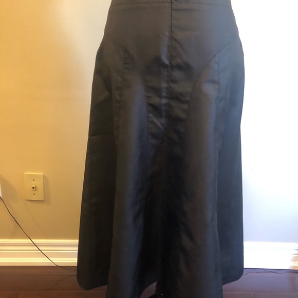 SIMON CHANG black long skirt 🖤 - Picture 2 of 9